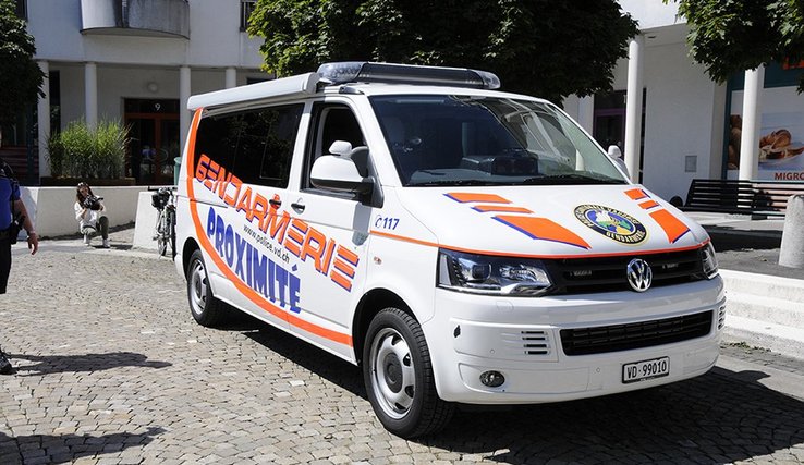 poste-mobile-de-la-gendarmerie-a-yens